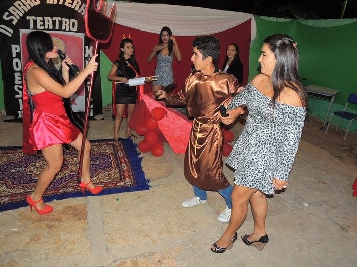 U. E. Tomaz Café realiza II Sarau Literário com a participação do público - Imagem 20