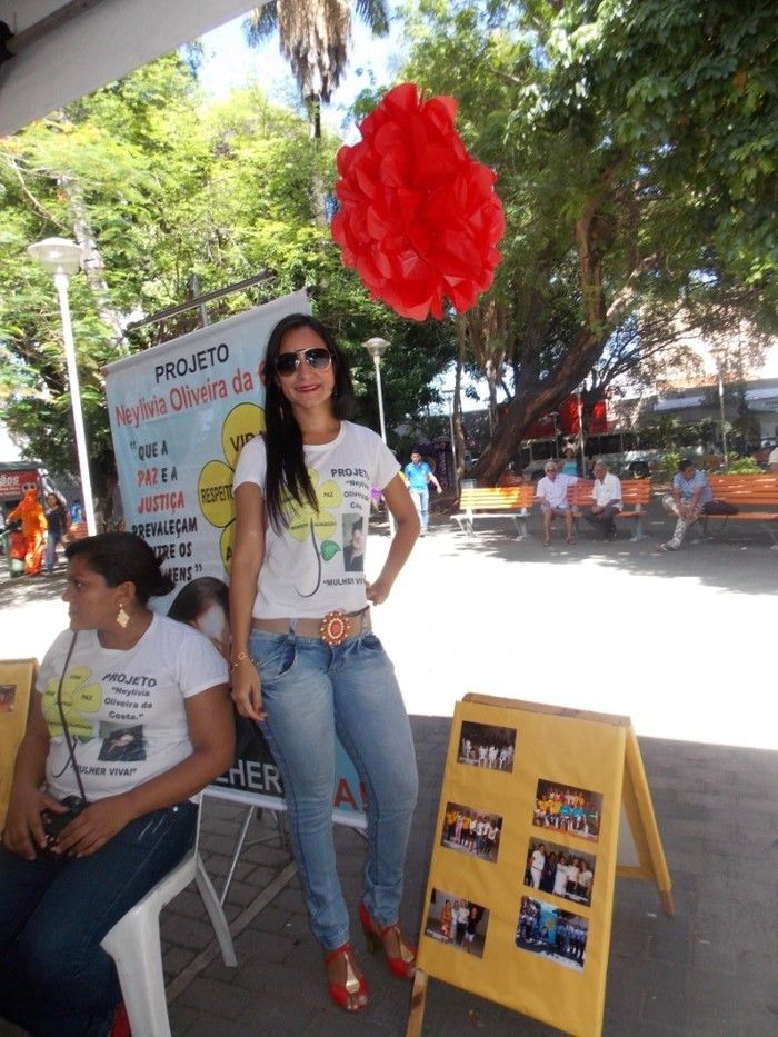 Voluntários do Projeto Neylivia Oliveira da Costa Mulher Viva participa de uma concentração em Teresina   - Imagem 11