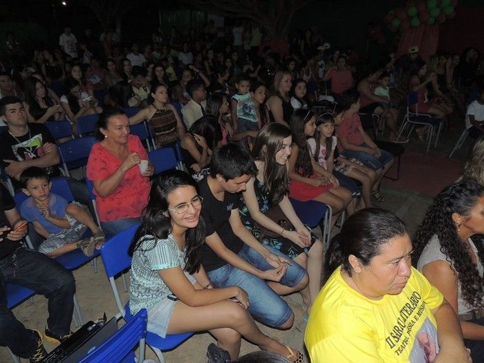 U. E. Tomaz Café realiza II Sarau Literário com a participação do público - Imagem 76