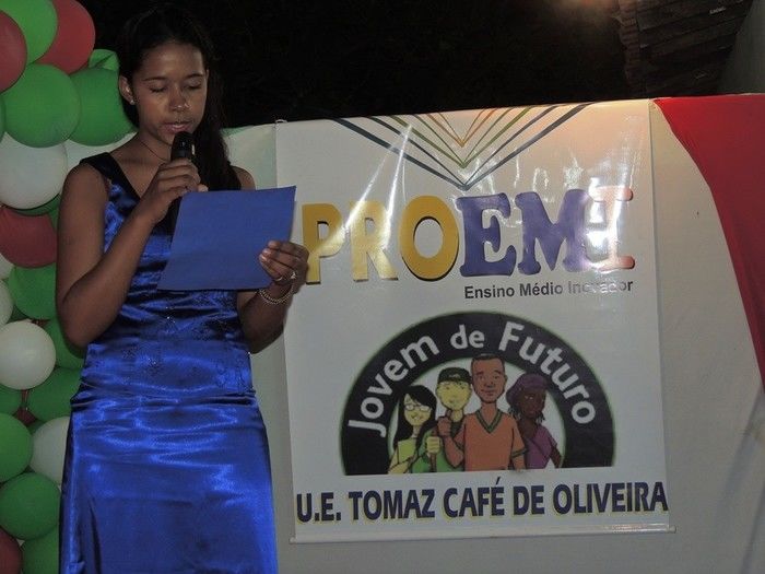 U. E. Tomaz Café realiza II Sarau Literário com a participação do público - Imagem 38