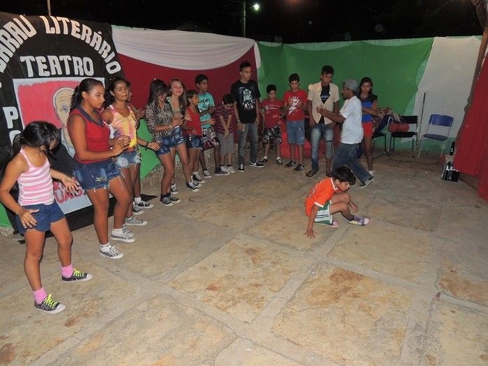 U. E. Tomaz Café realiza II Sarau Literário com a participação do público - Imagem 63