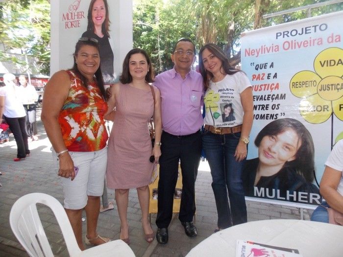 Voluntários do Projeto Neylivia Oliveira da Costa Mulher Viva participa de uma concentração em Teresina   - Imagem 42