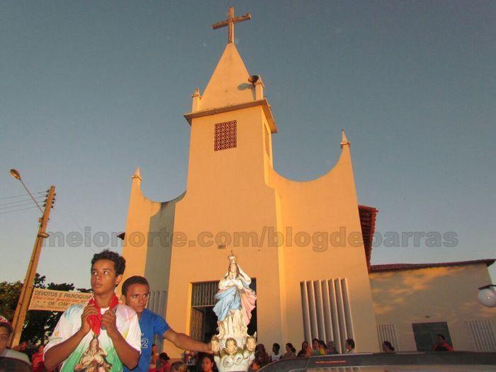 Fieis percorrem vários quilômetros para tocar o Mastro - Imagem 4