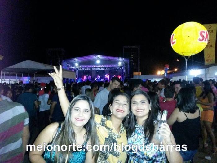 Confira quem curtiu o show da cantora Mara Pavanelly - Imagem 8