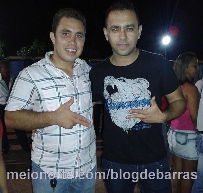 Confira quem curtiu o show da cantora Mara Pavanelly - Imagem 14