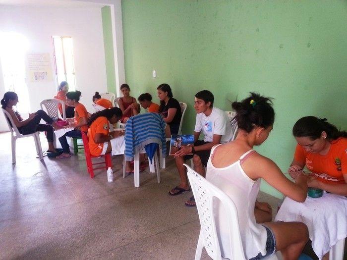 Alunas do curso de manicure atendem comunidade de forma gratuita - Imagem 3