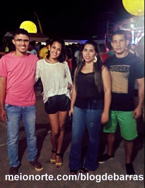 Confira quem curtiu o show da cantora Mara Pavanelly - Imagem 6