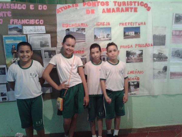 Escola Pitágoras realiza feira de conhecimento de história - Imagem 25