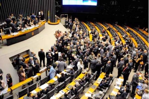 Emenda que garante aumento de repasse para os municípios será promulgada nesta terça, 02/12 - Imagem 1