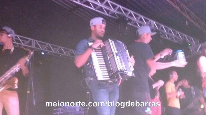 Confira quem curtiu o show da cantora Mara Pavanelly - Imagem 27