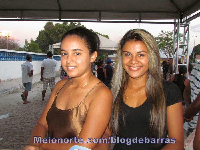 Missa e homenagens marcaram o Dia dos Finados em Barras - Imagem 9