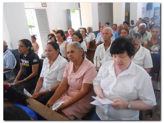 Missa do 7º dia de Maria Olga da Silva Monteiro e Francisco Gonçalves de Oliveira - Imagem 30