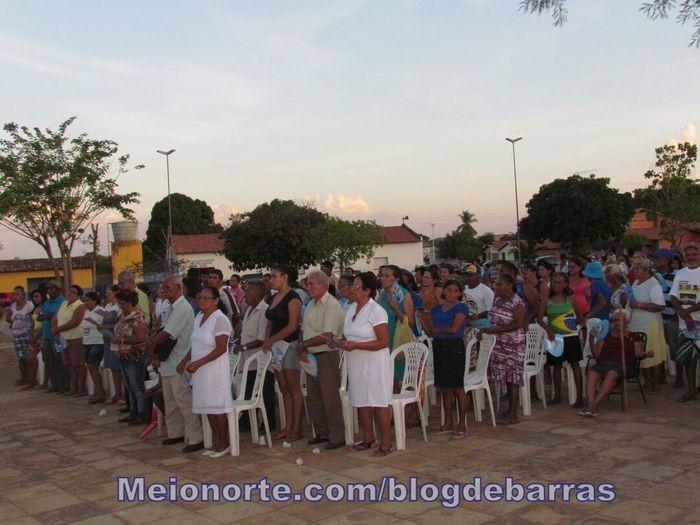 Missa e homenagens marcaram o Dia dos Finados em Barras - Imagem 10