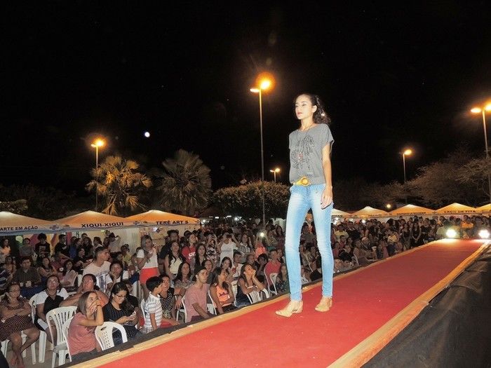 Público prestigia primeira noite da Feira do Empreendedor  - Imagem 68