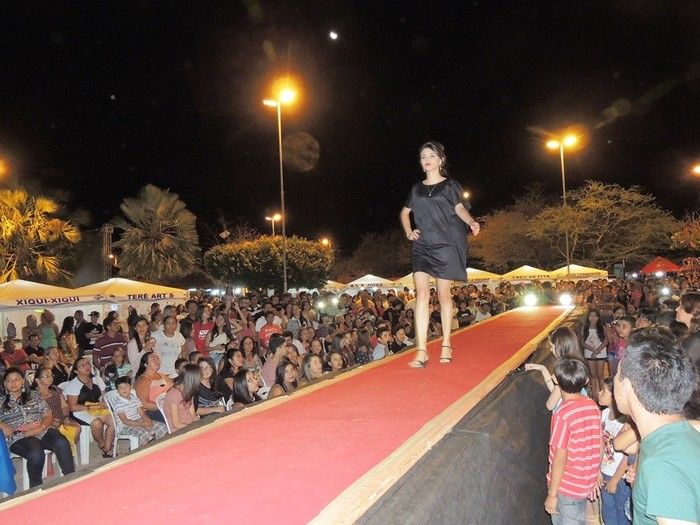 Público prestigia primeira noite da Feira do Empreendedor  - Imagem 47