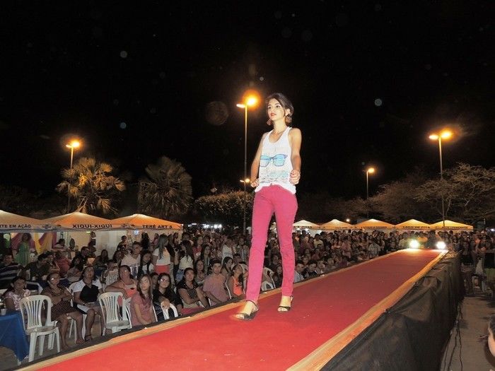 Público prestigia primeira noite da Feira do Empreendedor  - Imagem 55