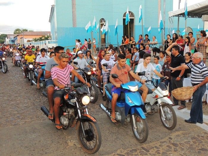 Noite dos motoristas e motoqueiros tem início com uma grande passeata - Imagem 46