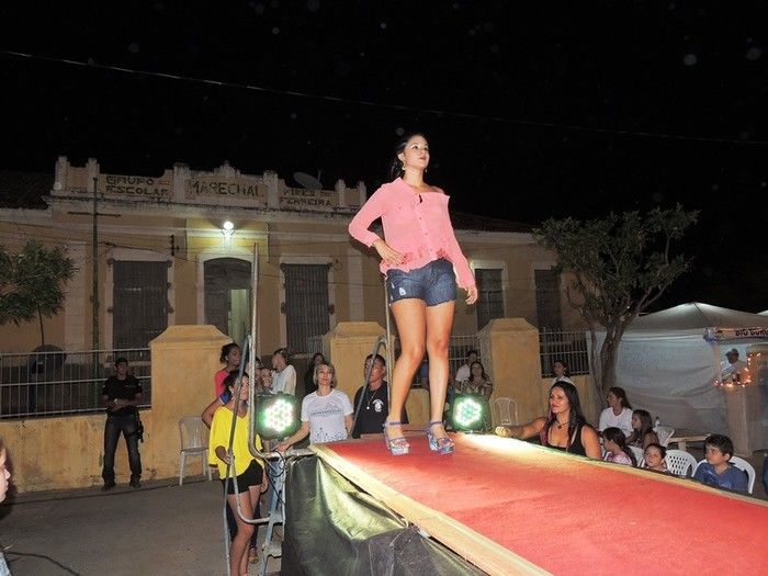Público prestigia primeira noite da Feira do Empreendedor  - Imagem 86