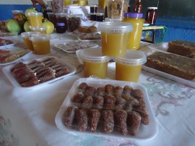 Grupo de Mulheres dos Cocos Recebe Oficina de Doces e Polpas - Imagem 16