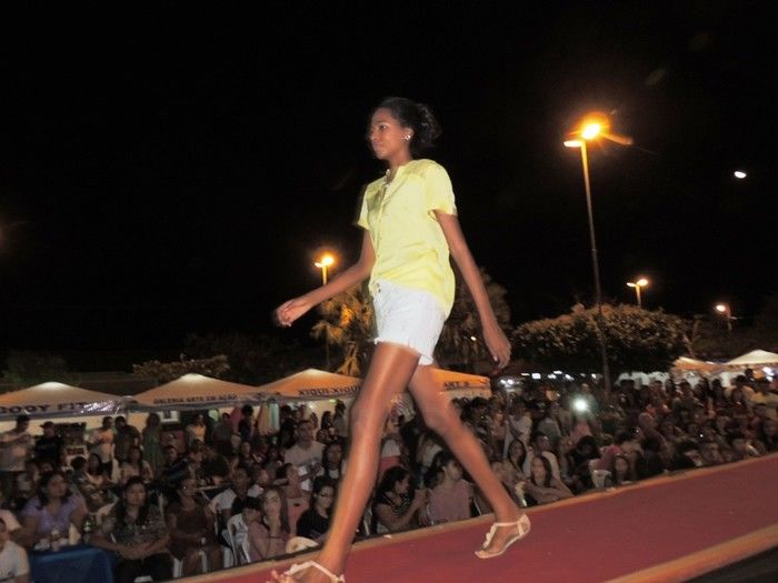 Público prestigia primeira noite da Feira do Empreendedor  - Imagem 75