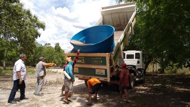 Prefeitura de Boa Hora em parceria com Denocs, leva água encanada à mais uma comunidade. - Imagem 1