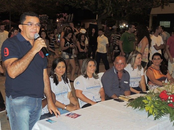 Público prestigia primeira noite da Feira do Empreendedor  - Imagem 42