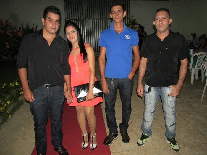 Fotos VIP na Festa dos Funcionários na casa do Prefeito: Walter Alencar  - Imagem 30