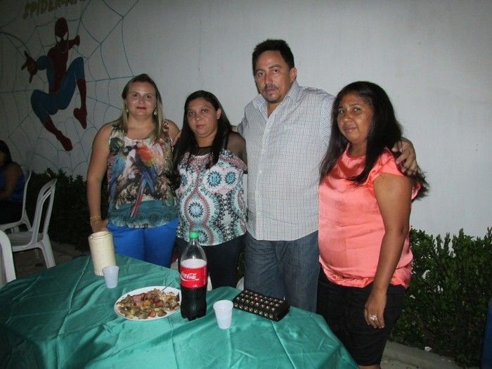 prefeito: Walter Alencar faz festa em sua Residência para homenagear Funcionários em Agricolândia - Imagem 34