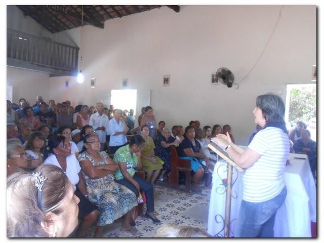 Famílias Católicas lotam Cemitérios para homenagear seus mortos - Imagem 5