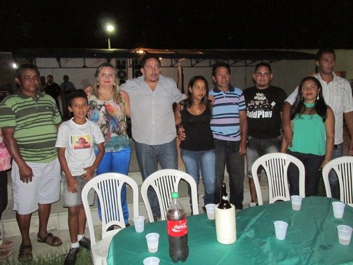 prefeito: Walter Alencar faz festa em sua Residência para homenagear Funcionários em Agricolândia - Imagem 10