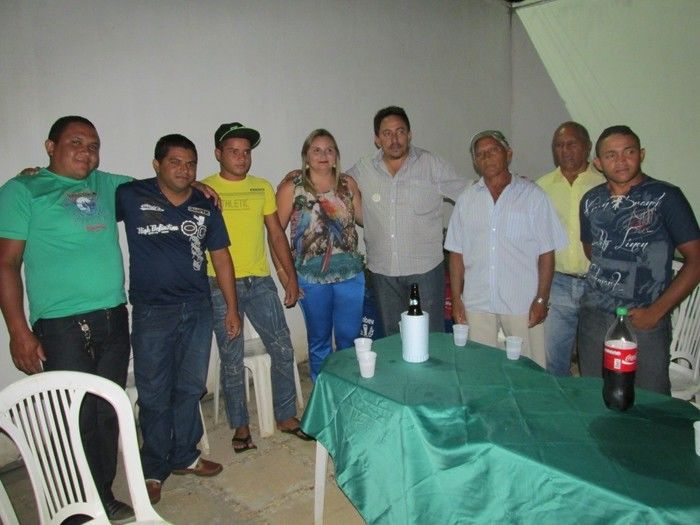 prefeito: Walter Alencar faz festa em sua Residência para homenagear Funcionários em Agricolândia - Imagem 21