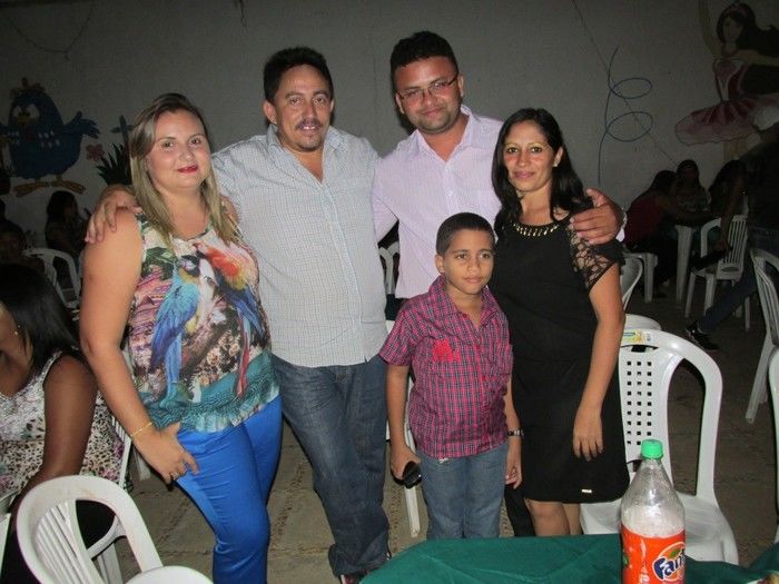 prefeito: Walter Alencar faz festa em sua Residência para homenagear Funcionários em Agricolândia - Imagem 43