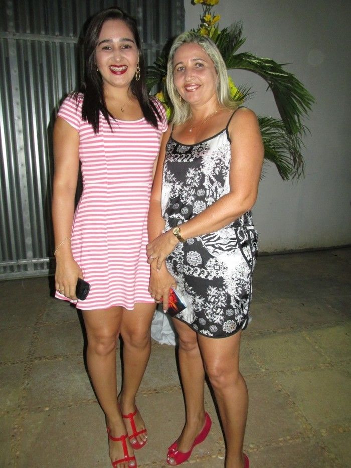 prefeito: Walter Alencar faz festa em sua Residência para homenagear Funcionários em Agricolândia - Imagem 2