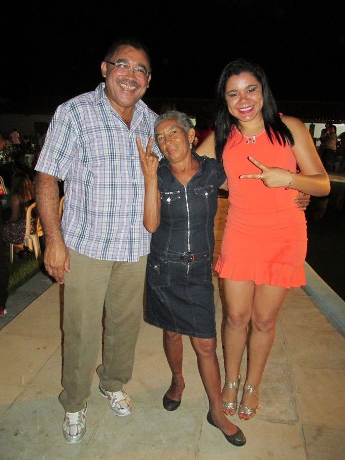 prefeito: Walter Alencar faz festa em sua Residência para homenagear Funcionários em Agricolândia - Imagem 80