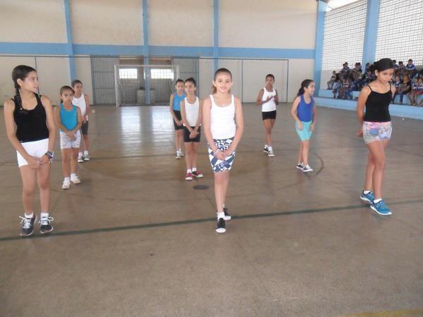 Escola Gil Meneses realiza Semana de Ciência e Tecnologia - Imagem 3