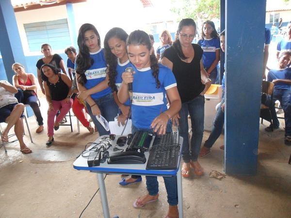 Escola Gil Meneses realiza Semana de Ciência e Tecnologia - Imagem 6