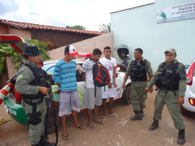 Quatro homens são presos acusados de furtar objetos de uma turista na Barragem do Bezerro - Imagem 2