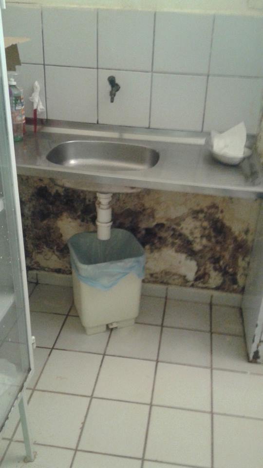 Vereadores de Baixa Grande do Ribeiro fazem fiscalização no Hospital e se se deparam com um verdadeiro descaso. - Imagem 9