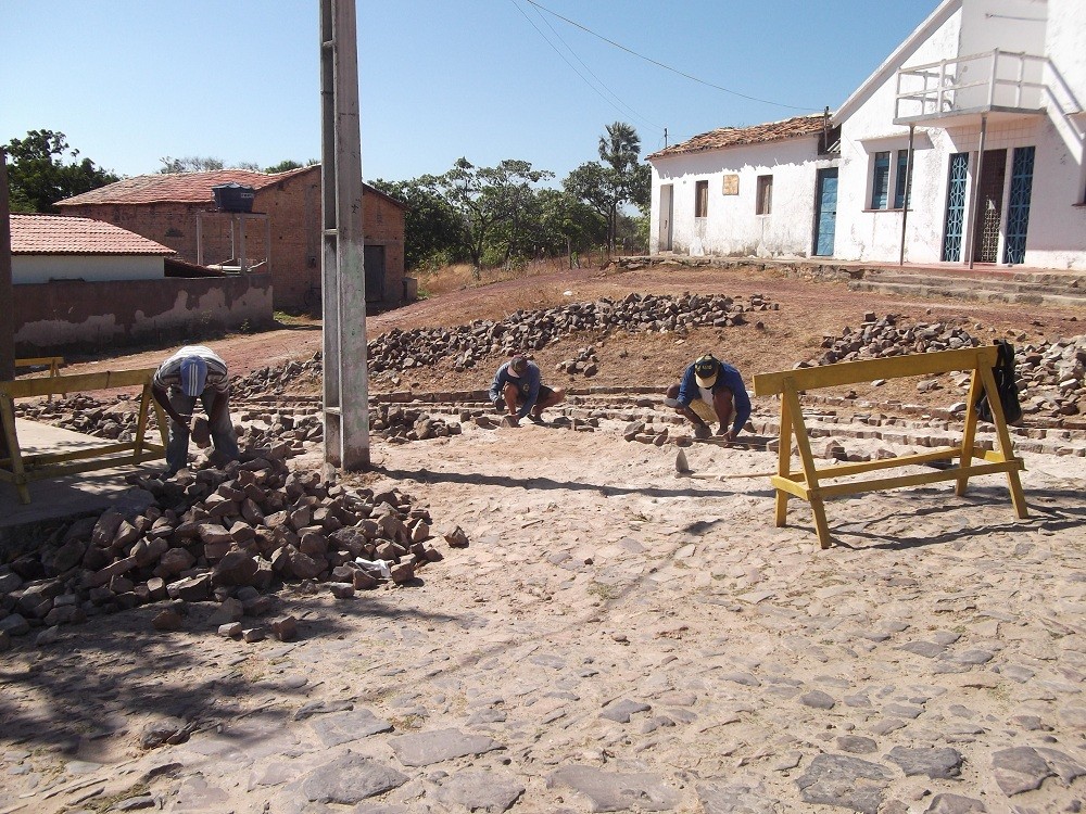 Prefeitura de Buriti dos Lopes realiza obras de recuperação de calçamentos
