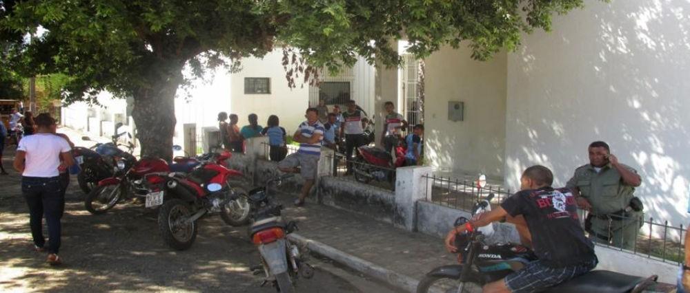 Prefeitura realiza mutirão para para recuperar ponte Jatobá