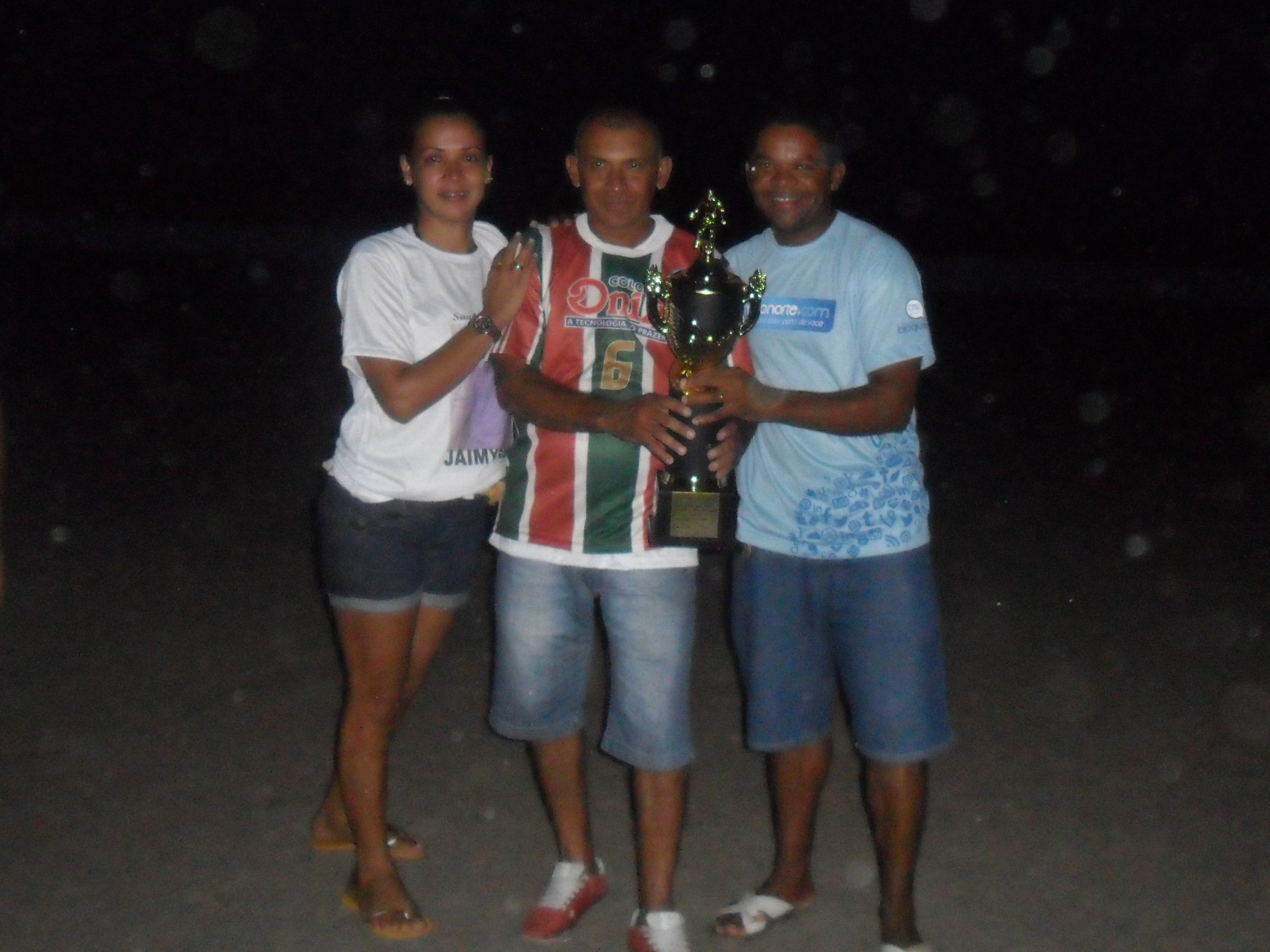 Fluminense aposenta camisa 6 e faz Homenagem a Jaime Neres 