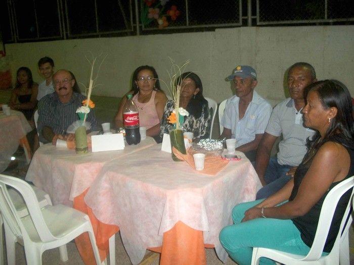 SECRETARIA DE EDUCAÇÃO FAZ FESTA EM HOMENAGEM AOS PROFESSORES - Imagem 18