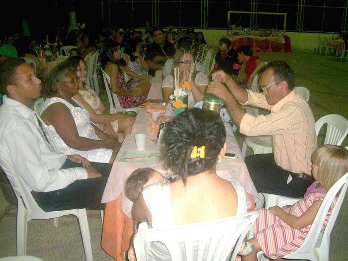 SECRETARIA DE EDUCAÇÃO FAZ FESTA EM HOMENAGEM AOS PROFESSORES - Imagem 16