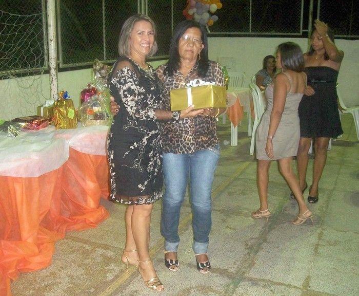 SECRETARIA DE EDUCAÇÃO FAZ FESTA EM HOMENAGEM AOS PROFESSORES - Imagem 49