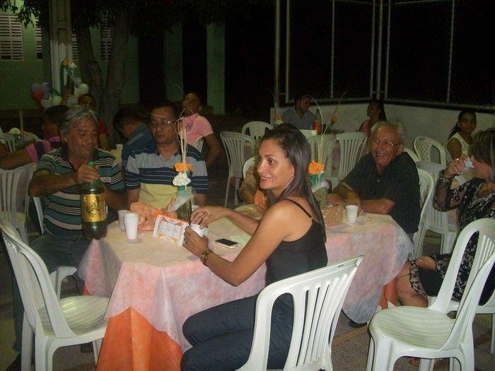 SECRETARIA DE EDUCAÇÃO FAZ FESTA EM HOMENAGEM AOS PROFESSORES - Imagem 13