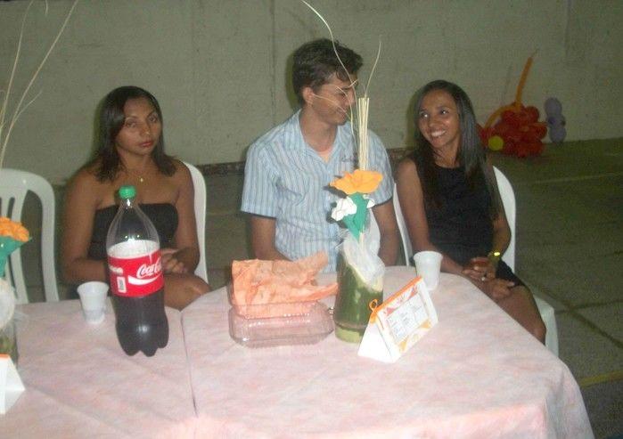 SECRETARIA DE EDUCAÇÃO FAZ FESTA EM HOMENAGEM AOS PROFESSORES - Imagem 32