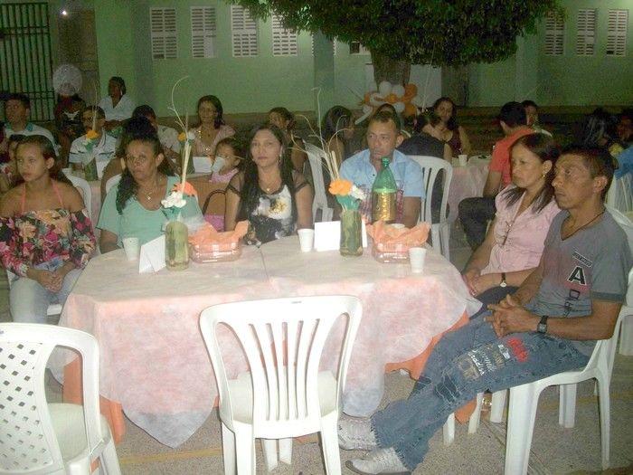 SECRETARIA DE EDUCAÇÃO FAZ FESTA EM HOMENAGEM AOS PROFESSORES - Imagem 23