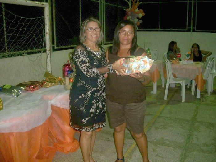 SECRETARIA DE EDUCAÇÃO FAZ FESTA EM HOMENAGEM AOS PROFESSORES - Imagem 39