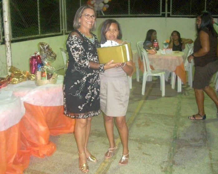 SECRETARIA DE EDUCAÇÃO FAZ FESTA EM HOMENAGEM AOS PROFESSORES - Imagem 38