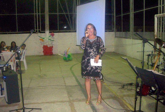 SECRETARIA DE EDUCAÇÃO FAZ FESTA EM HOMENAGEM AOS PROFESSORES - Imagem 4